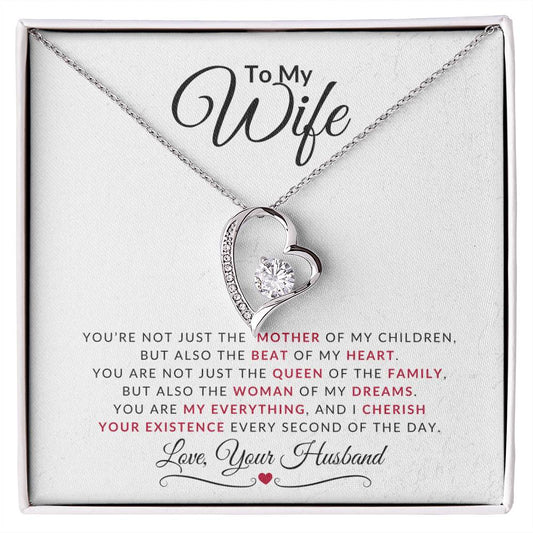 Cherished Moments Pendant: A Valentine's Keepsake